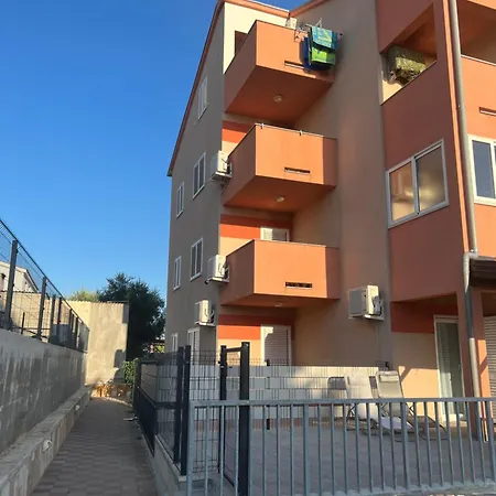 Apartment Sea Lux Povljana